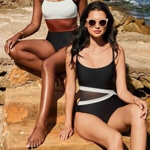 Miraclesuit black and white one piece swimsuit
